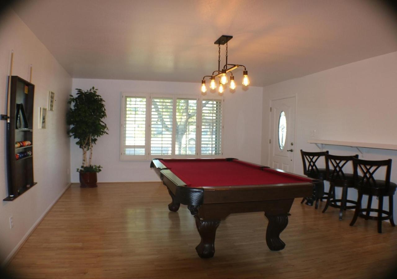 Villa Tempe Escape With Heated Pool, Billiards & Firepit Fun Extérieur photo